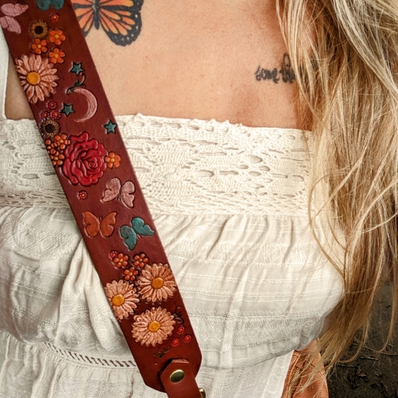 Bracelets - Picture 5 of 7